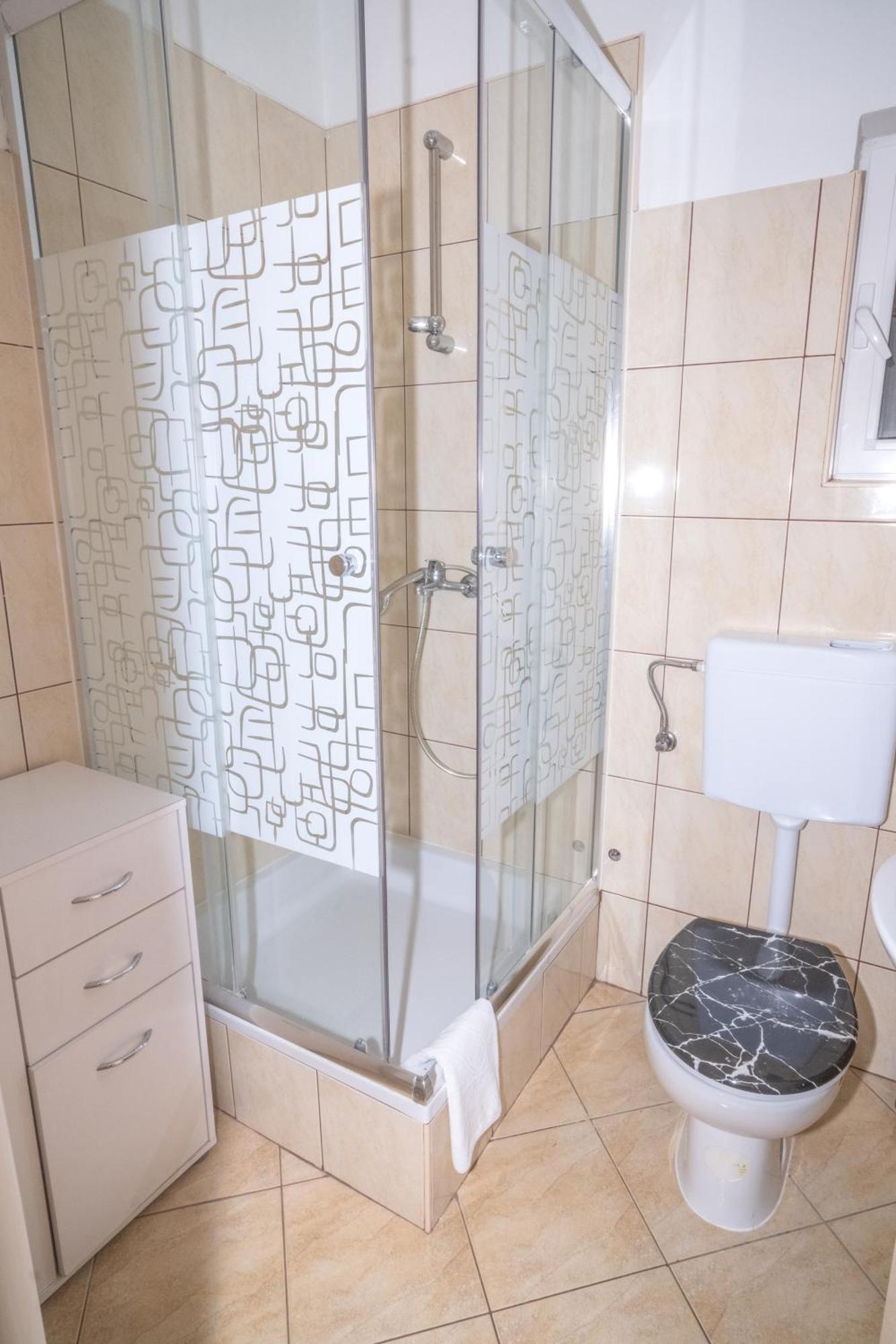 Apartment Bura Šibenik Esterno foto