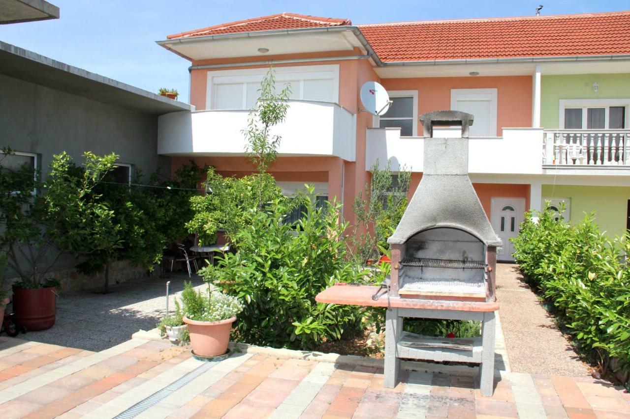 Apartment Bura Šibenik Esterno foto